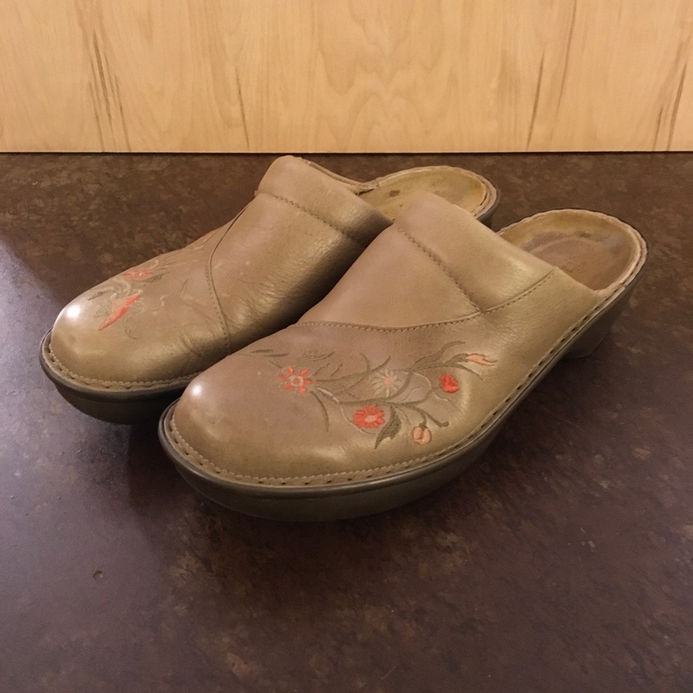 NAOT clogs